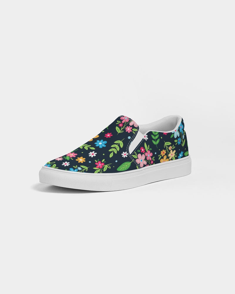 Floral Women Slip On Canvas Shoes, Ditsy Daisy Flowers Print Sneakers Girls White Low Top Custom Ladies Aesthetic Designer Flat Slide On