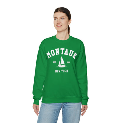 Montauk Sweatshirt, Vintage Hamptons New York NY Sailing Boating Beach Town Graphic Crewneck Sweater Jumper Pullover Men Women Aesthetic Top Starcove Fashion