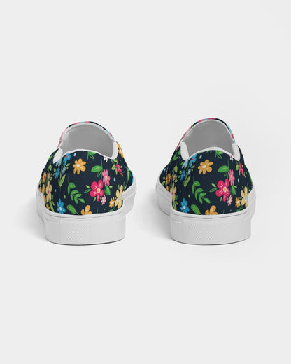 Floral Women Slip On Canvas Shoes, Ditsy Daisy Flowers Print Sneakers Girls White Low Top Custom Ladies Aesthetic Designer Flat Slide On