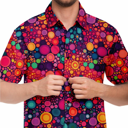 Psychedelic Men Button Up Shirt, Funky Red Colorful Fun Retro Vibrant Dot Art Vintage Short Sleeve Festival Down Guys Collared Designer