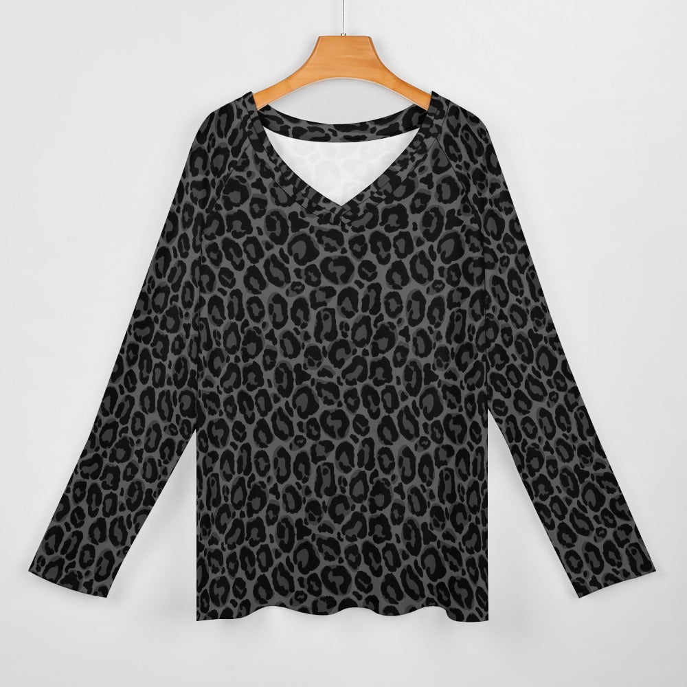 Black Leopard Women Long Sleeve Tshirt loose fit, Gray Animal Print Relaxed V-neck Designer Graphic Aesthetic Ladies Female Tee Top Shirt - Starcove Fashion