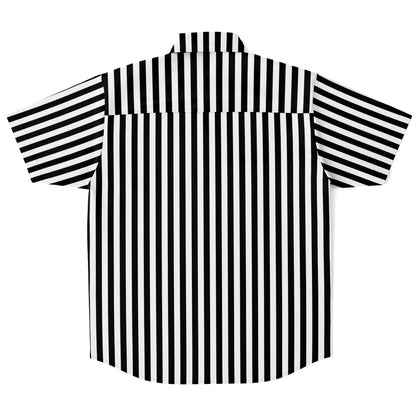 Black and White Vertical Striped Men Button Up Shirt, Short Sleeve Print Casual Buttoned Down Summer Male Guys Collared Designer Dress