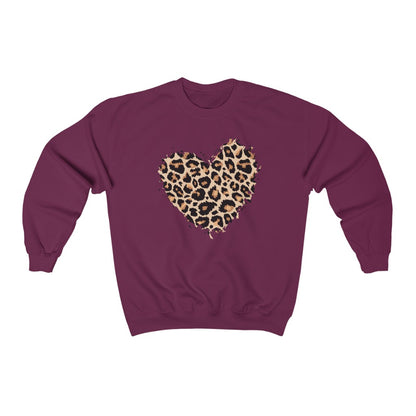 Leopard Heart Sweatshirt, Cheetah Graphic Valentines Day Crewneck Fleece Sweater Pullover Men Women Aesthetic Top Starcove Fashion